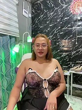 1aquaticangel69 online show from June 26, 2:12 pm