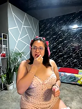 1aquaticangel69 online show from November 14, 2:43 pm