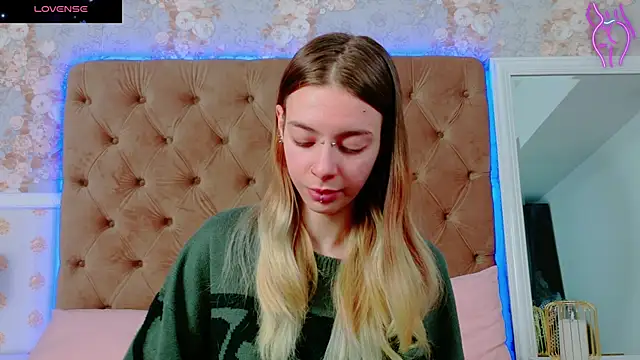 CoraVex online show from October 27, 3:51 am