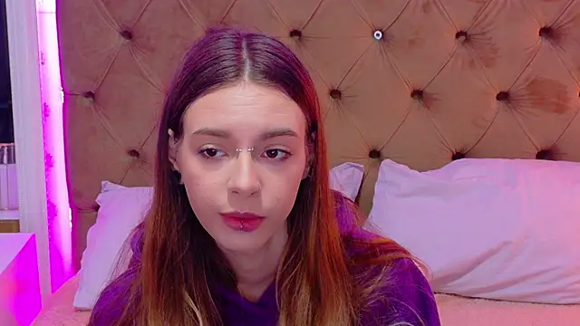 CoraVex online show from April 3, 4:08 am