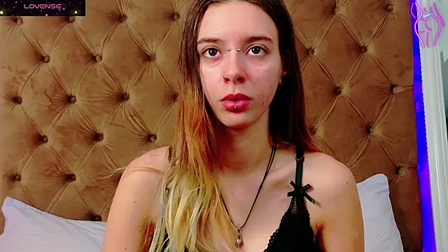 CoraVex online show from November 26, 5:07 am