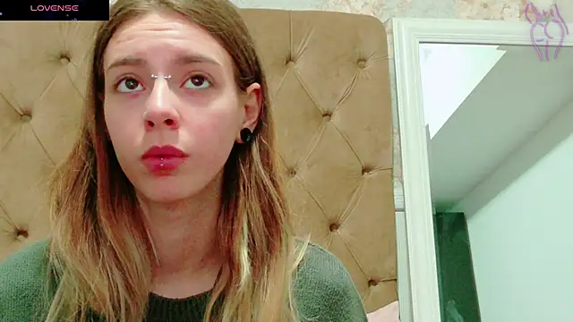 CoraVex online show from October 31, 4:31 am