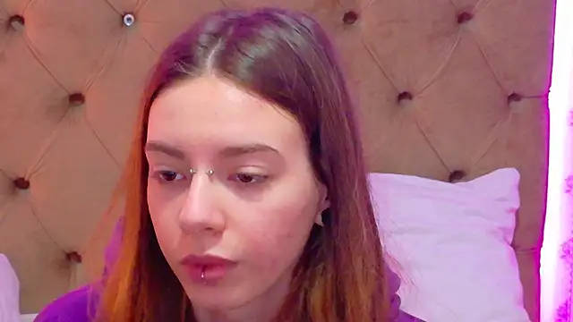 CoraVex online show from April 11, 3:58 am