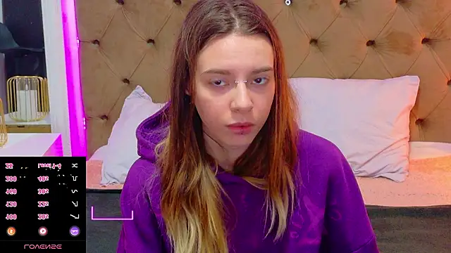 CoraVex online show from March 28, 4:57 am