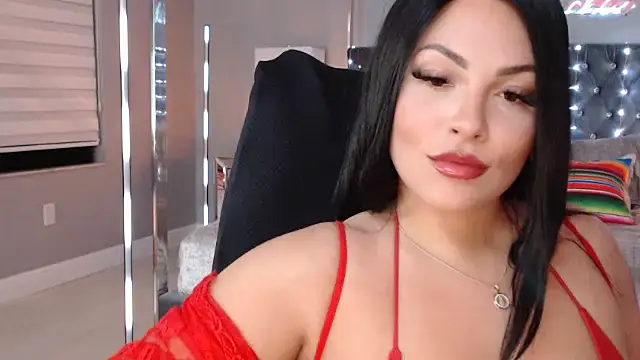 theofficialsophiasanchez online show from April 24, 6:04 am