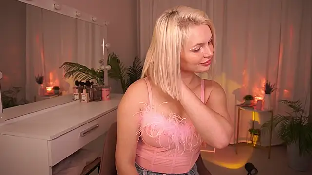 Amelia Wells online show from September 29, 5:47 am