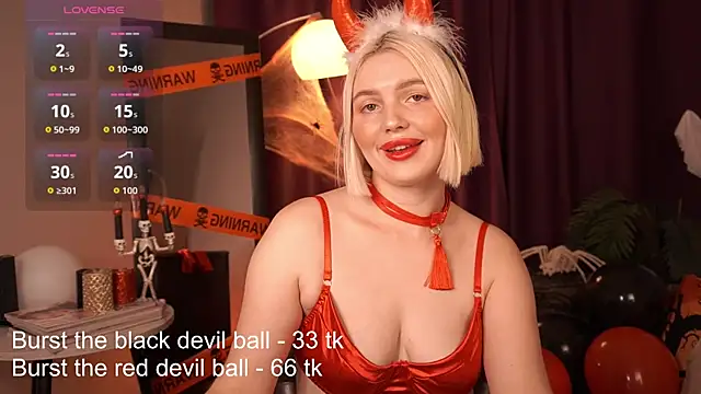 Amelia Wells online show from October 31, 5:15 am