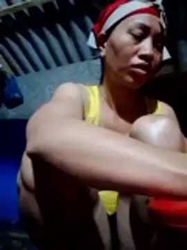 donna-bae online show from April 16, 9:39 pm