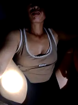 donna-bae online show from March 29, 5:14 pm