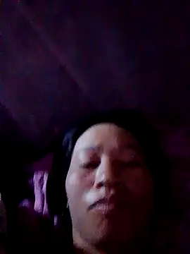 donna-bae online show from March 13, 10:15 pm