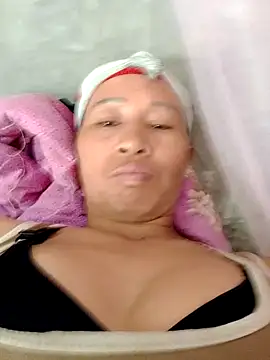 donna-bae online show from March 2, 6:25 am