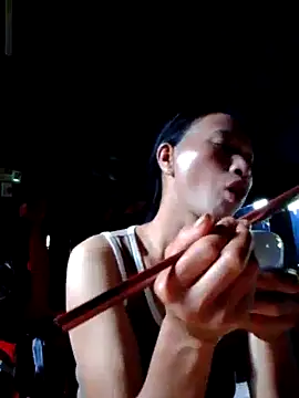 Snapshot of donna-bae chatting on October 2, 12:03 am donna-bae online show from October 2, 12:03 am