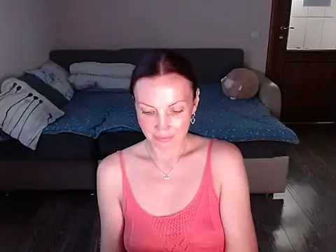 Snapshot of Veyrrah chatting on July 30, 11:53 am Veyrrah online show from July 30, 11:53 am