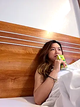 MaiHoang2k online show from October 30, 3:27 am