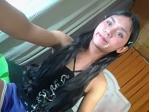 Snapshot of sweet_athena chatting on March 15, 5:09 pm sweet athena online show from March 15, 5:09 pm