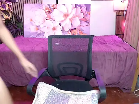Snapshot of sweet_athena chatting on March 12, 9:46 am sweet athena online show from March 12, 9:46 am