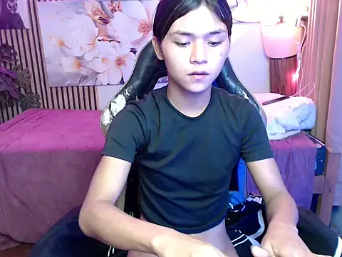Snapshot of sweet_athena chatting on March 6, 11:00 pm sweet athena online show from March 6, 11:00 pm