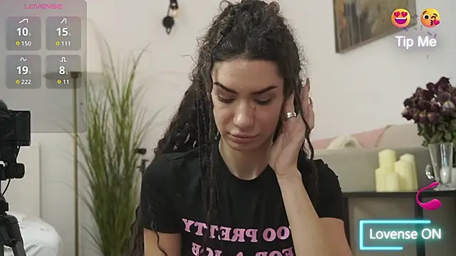 Snapshot of adisson_fox chatting on November 16, 7:24 am adisson fox online show from November 16, 7:24 am