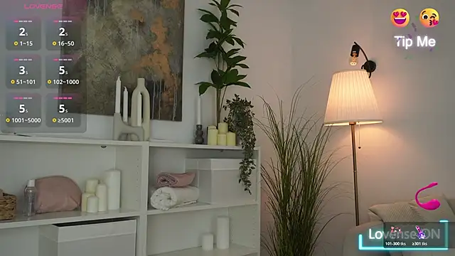 Snapshot of adisson_fox chatting on October 24, 6:12 am adisson fox online show from October 24, 6:12 am