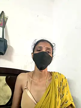 Snapshot of sweetreddy-02 chatting on October 30, 5:17 am sweetreddy-02 online show from October 30, 5:17 am