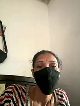 Snapshot of sweetreddy-02 chatting on December 1, 4:57 am sweetreddy-02 online show from December 1, 4:57 am