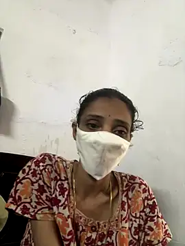 Snapshot of sweetreddy-02 chatting on October 28, 6:01 am sweetreddy-02 online show from October 28, 6:01 am