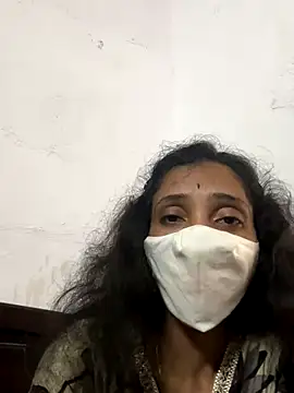 Snapshot of sweetreddy-02 chatting on October 25, 6:01 am sweetreddy-02 online show from October 25, 6:01 am