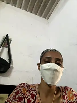 Snapshot of sweetreddy-02 chatting on November 27, 5:19 am sweetreddy-02 online show from November 27, 5:19 am