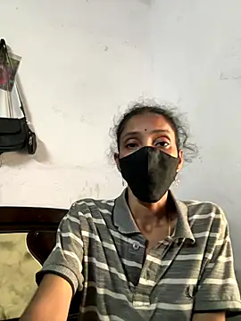 Snapshot of sweetreddy-02 chatting on November 11, 7:58 am sweetreddy-02 online show from November 11, 7:58 am