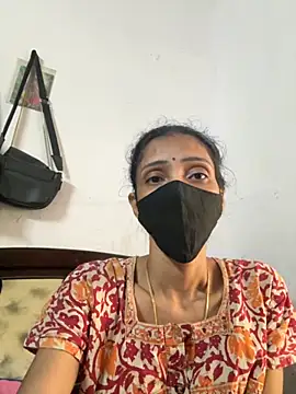 Snapshot of sweetreddy-02 chatting on December 2, 9:00 am sweetreddy-02 online show from December 2, 9:00 am