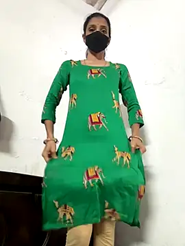 Snapshot of sweetreddy-02 chatting on November 4, 6:06 am sweetreddy-02 online show from November 4, 6:06 am