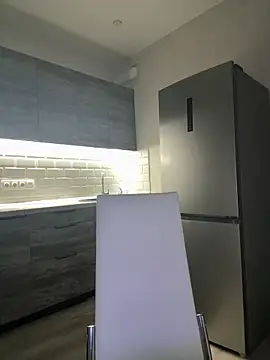 MissOyee online show from December 18, 7:18 pm