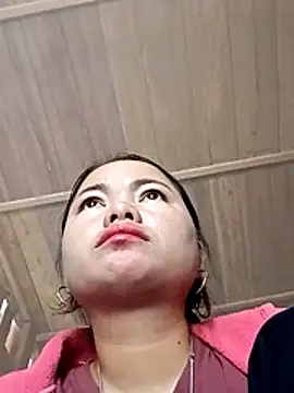 emly-xinh18 online show from December 1, 2:34 am