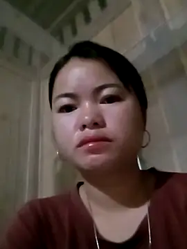 emly-xinh18 online show from December 4, 11:04 pm