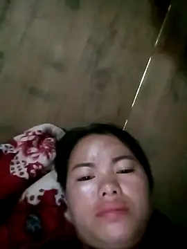 emly-xinh18 online show from September 28, 2:51 am