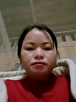 emly-xinh18 online show from November 27, 1:33 pm