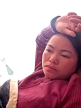 emly-xinh18 online show from November 21, 7:29 am