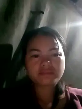 emly-xinh18 online show from October 24, 8:41 pm