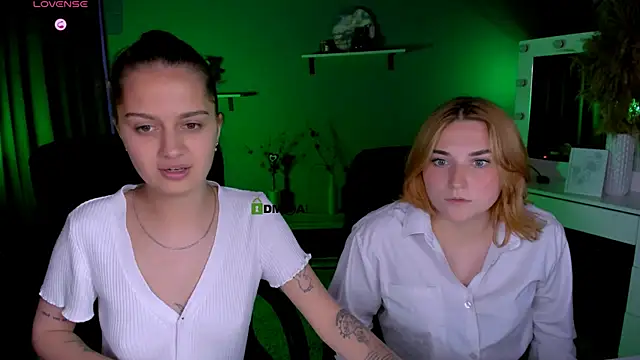 casey meow  online show from September 22, 1:06 pm