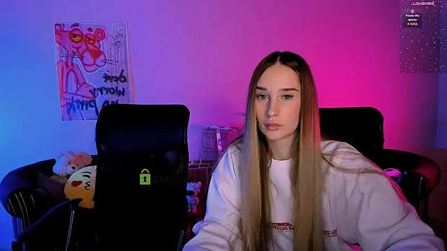 casey meow  online show from January 14, 9:57 am