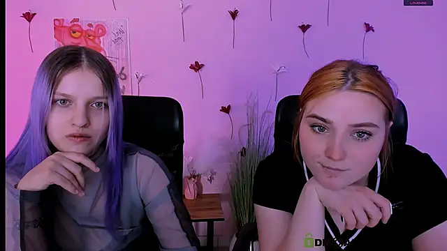 casey meow  online show from March 4, 10:01 am