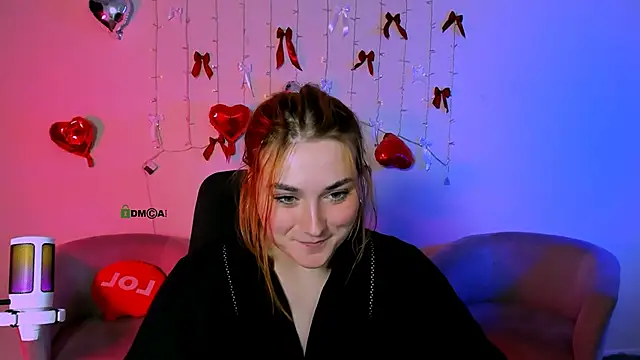 casey meow  online show from May 19, 8:54 am