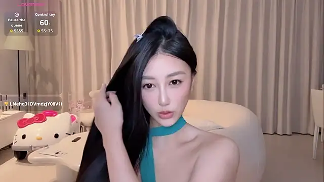 Snapshot of Melody-11 chatting on November 20, 1:45 pm Melody-11 online show from November 20, 1:45 pm