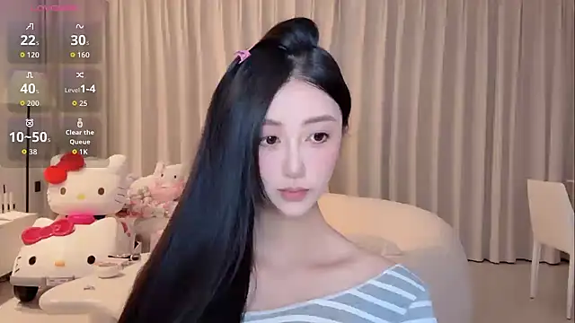 Snapshot of Melody-11 chatting on October 27, 10:33 pm Melody-11 online show from October 27, 10:33 pm