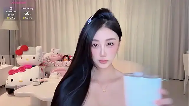 Snapshot of Melody-11 chatting on November 6, 1:09 am Melody-11 online show from November 6, 1:09 am