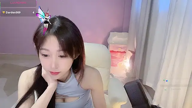 ai-ai-mi online show from December 5, 3:05 am