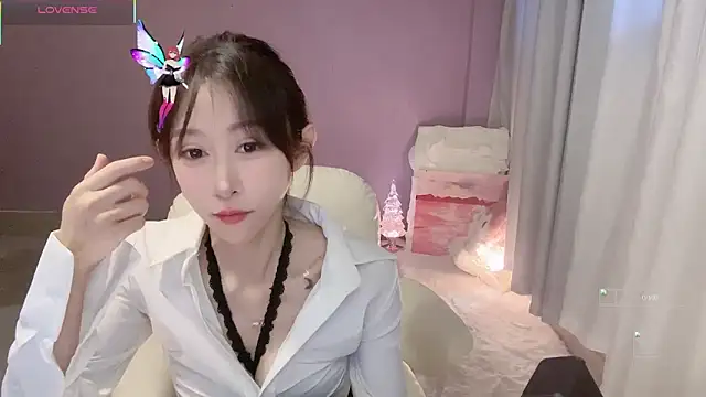 ai-ai-mi online show from December 3, 3:18 am