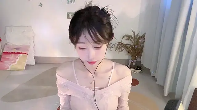 ai-ai-mi online show from October 17, 3:10 am