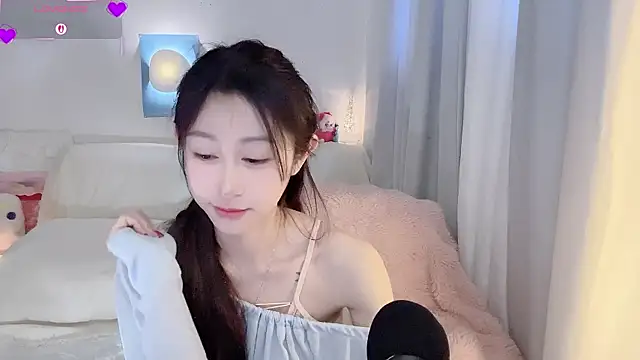 ai-ai-mi online show from March 11, 2:27 am