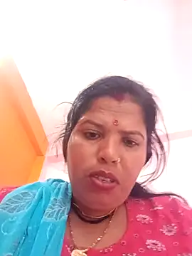 Hott locky online show from November 8, 10:30 am